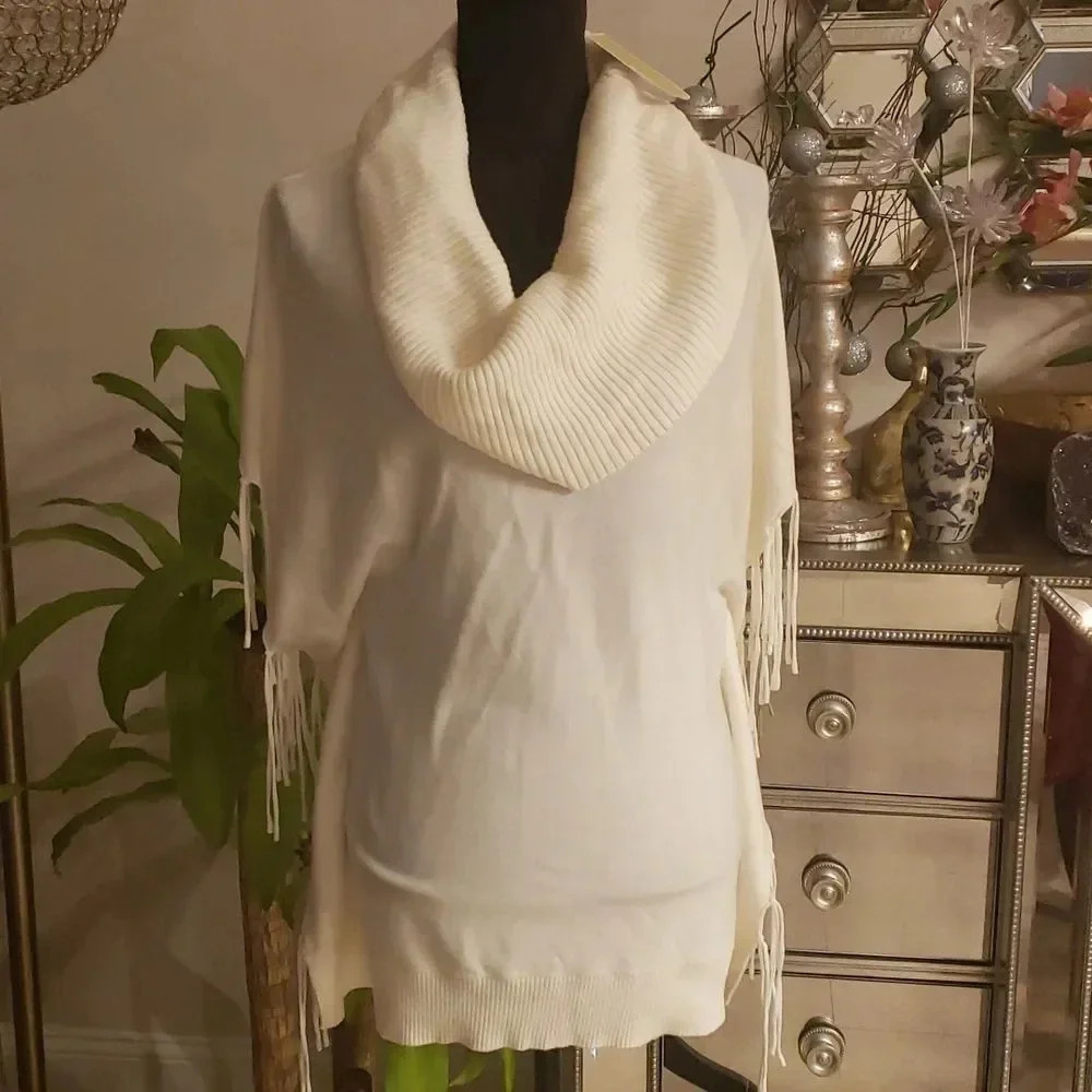 Michael Kors sweater poncho size S-M NWT